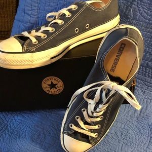 Converse sneakers; excellent condition, worn twice
